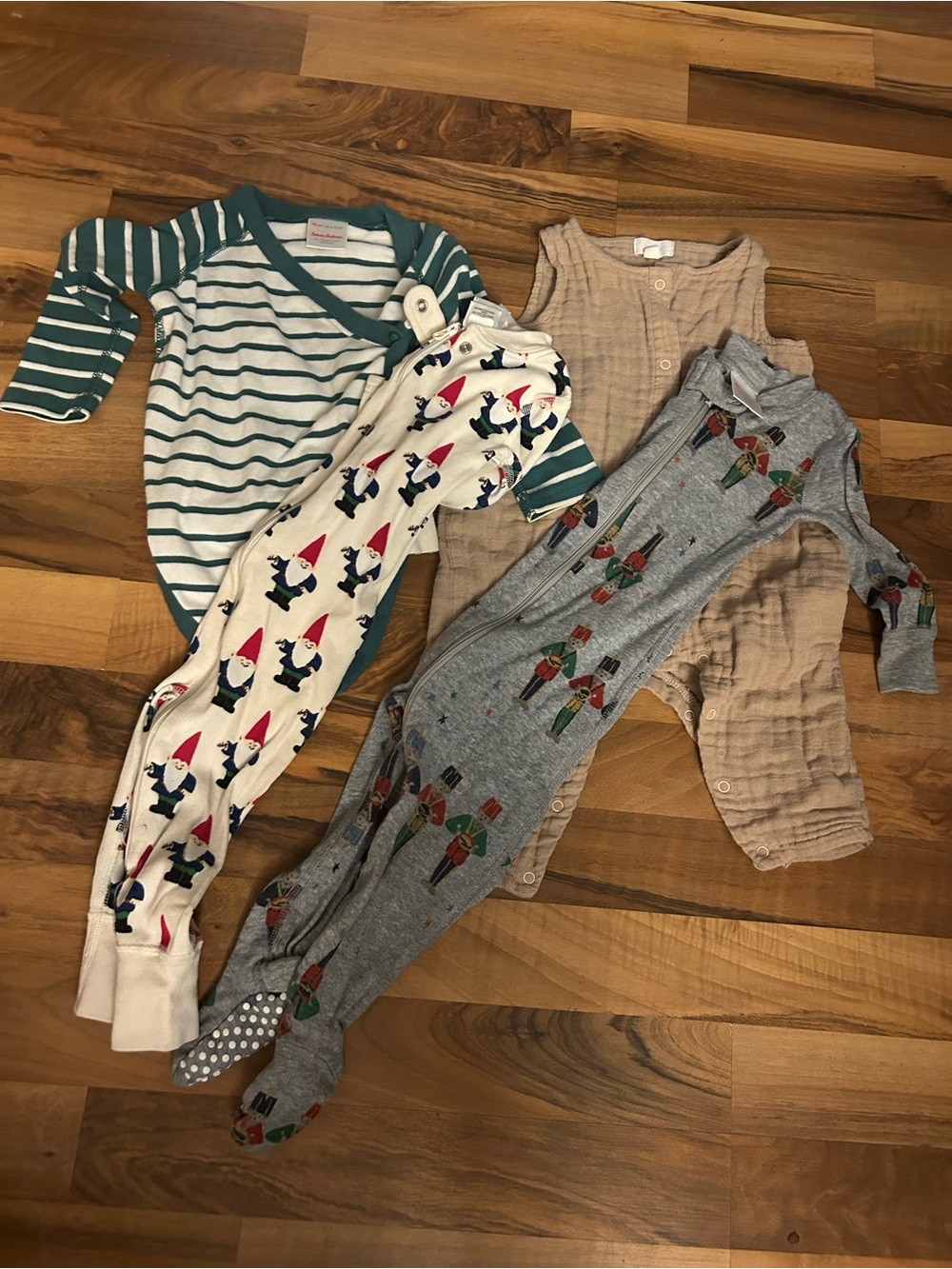 Hanna Andersson Angel Dear 6-12M Organic Cotton Romper Pajamas Lot winter Xmas